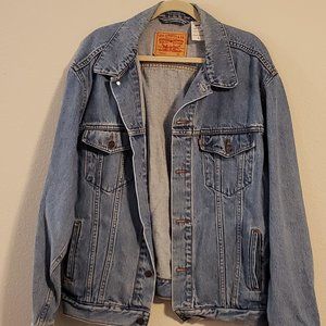 Men's Levi's jean jacket - XL